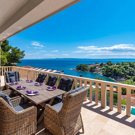 Kadena - Luxury Seaside With Private Heated Pool