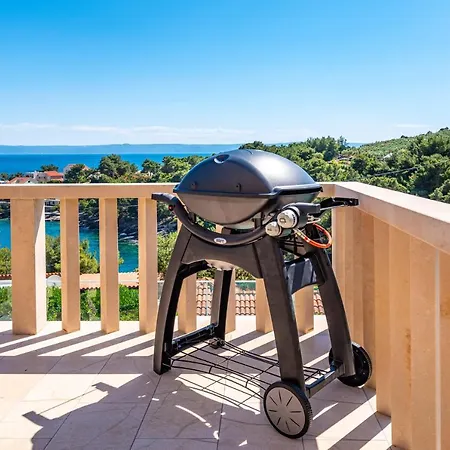 Villa Kadena - Luxury Seaside With Private Heated Pool Selca (Brac)