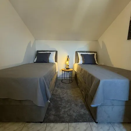 Kadena - Luxury Seaside With Private Heated Pool * Selca (Brac)